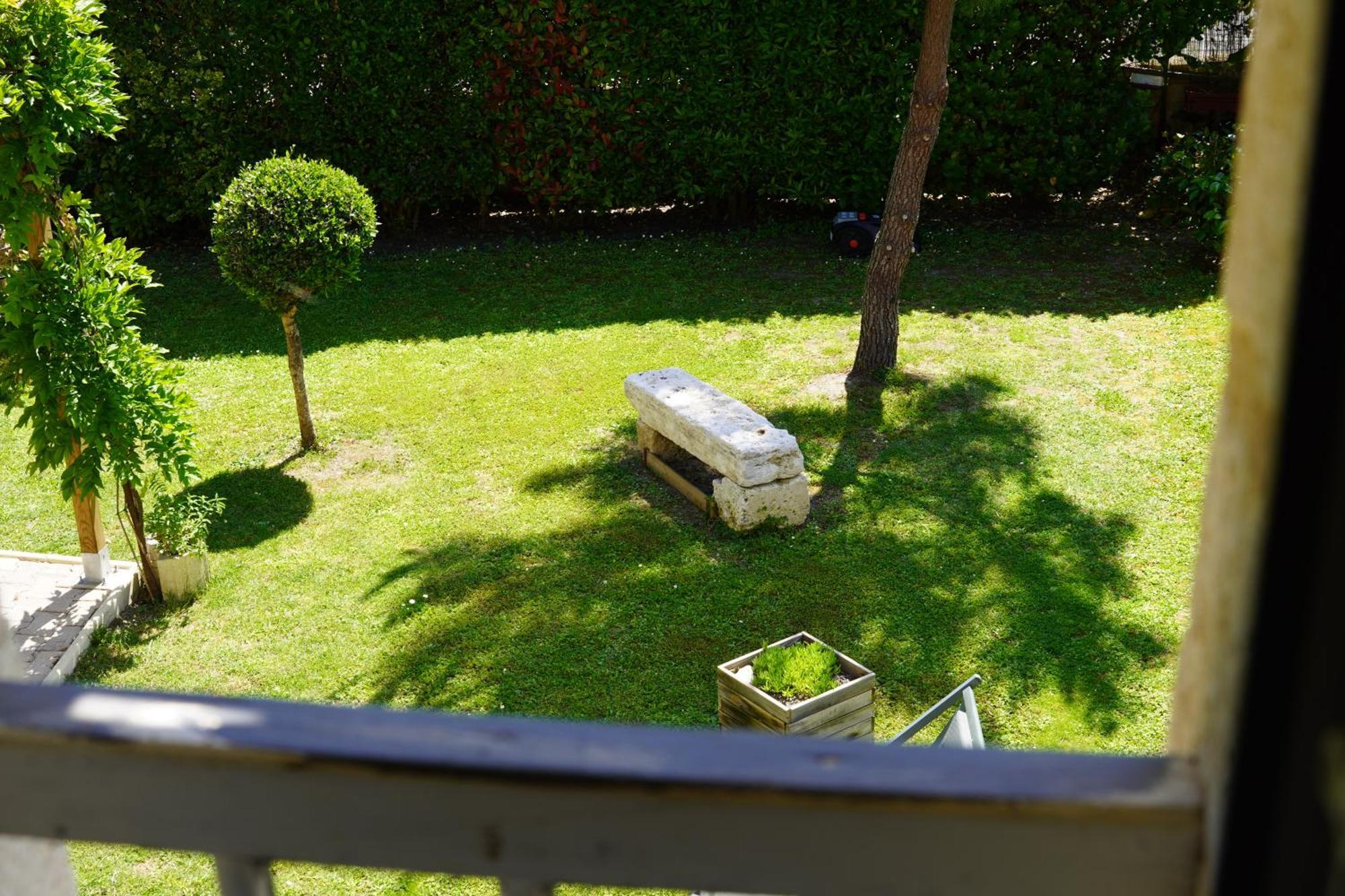 La Girondine Bed & Breakfast Galgon Exterior foto