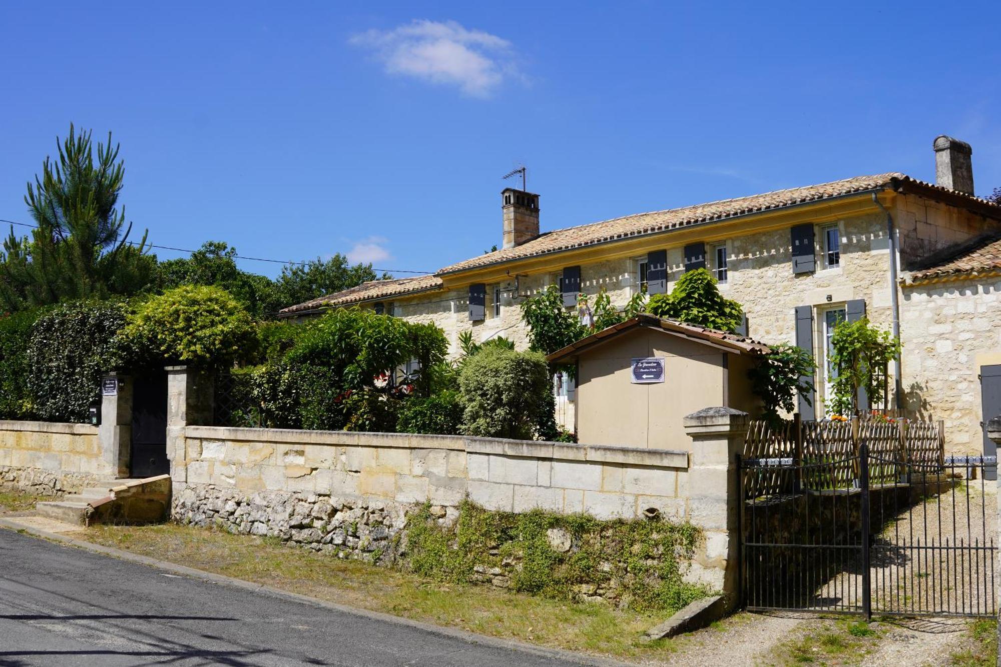 La Girondine Bed & Breakfast Galgon Exterior foto