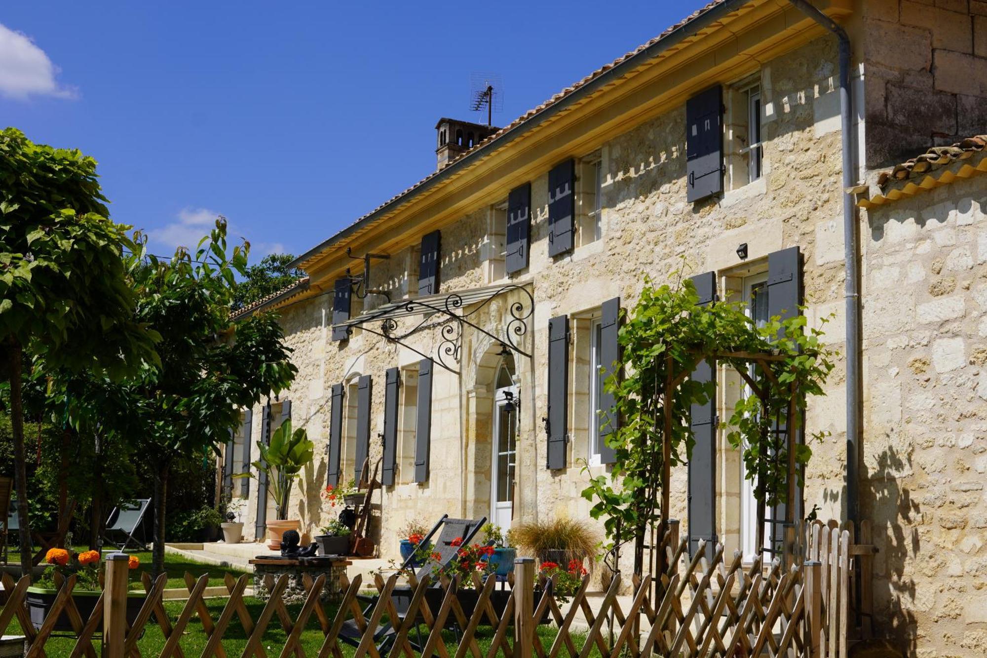 La Girondine Bed & Breakfast Galgon Exterior foto